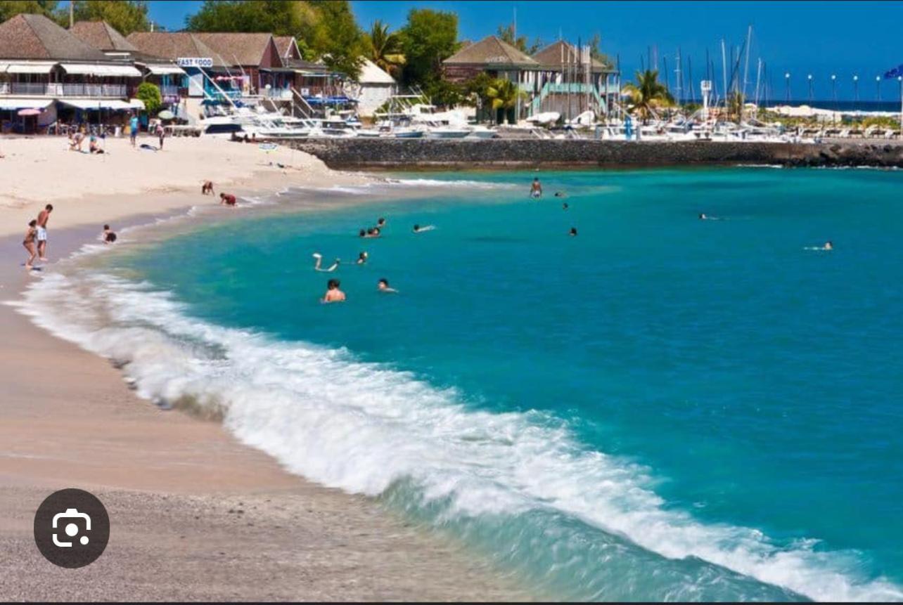 Case A Roches Saint-Gilles-les Bains Kültér fotó